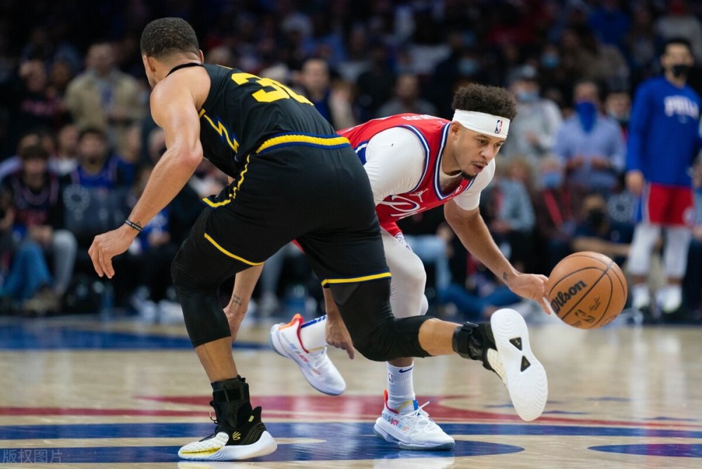 首以盼的日 首以盼的日